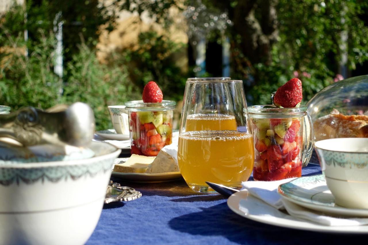 Le Jardin De La Cathedrale Bed and Breakfast Τρουά Εξωτερικό φωτογραφία